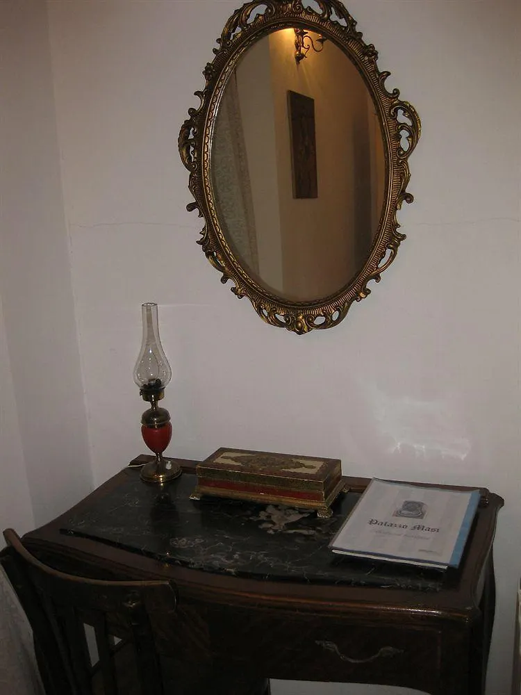 Palazzo Masi Bed & Breakfast Siena 3*,