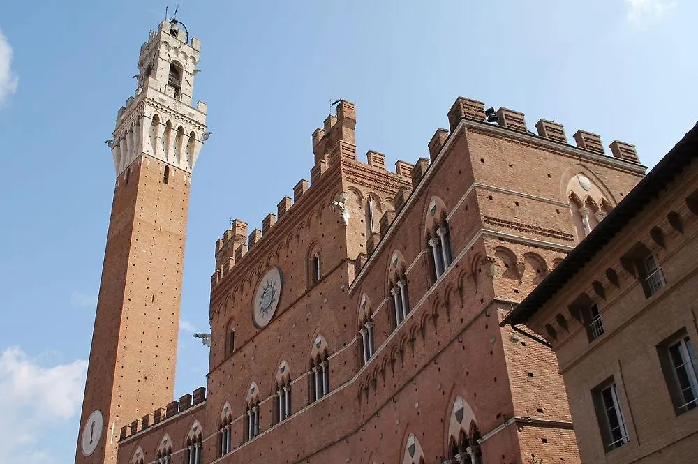 Palazzo Masi Bed & Breakfast Siena